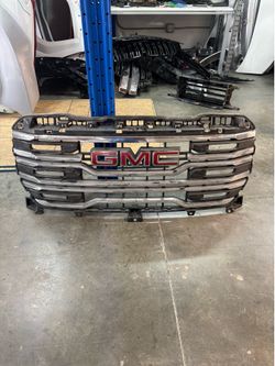2022 - 2024  gmc  sierra  1500 grill