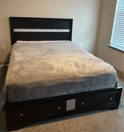 Bedroom set
