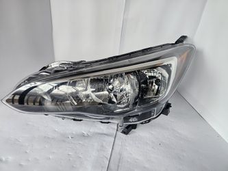 2017-2022 Subaru Impreza Crosstrek Halogen Headlight  Left Driver Side