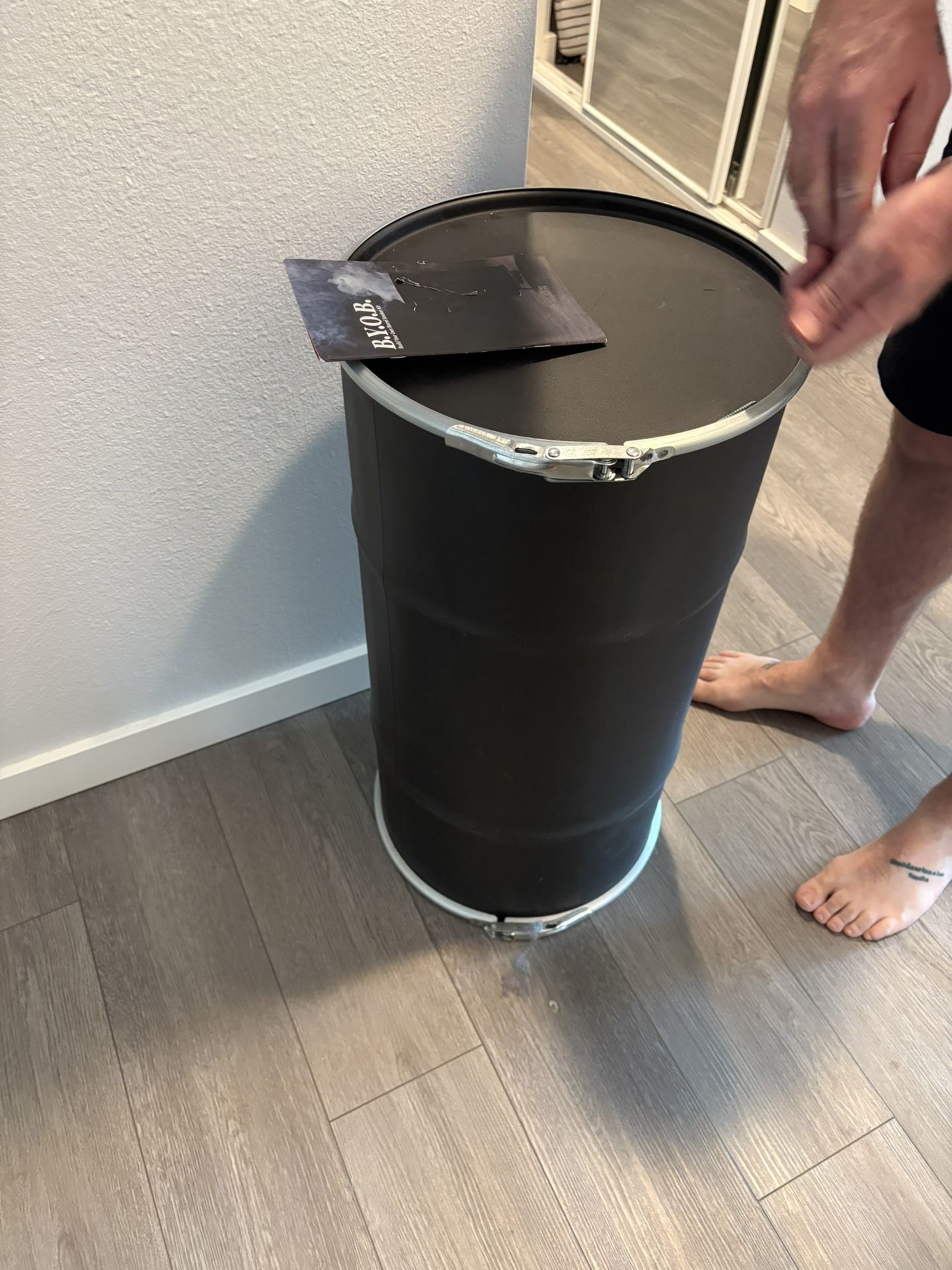 Mancrate Smoker
