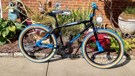 Nice 26" MONGOOSE BMX Bike Ready to ride needs nothing