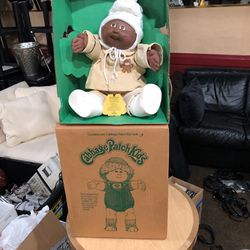 Cabbage patch doll 1982 mint condition