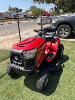 Troy-Bilt Pony 42 in. 15.5 HP Briggs and Stratton 7-Speed Manual Drive Gas Front Engine Riding Lawn Tractor