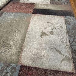 10’ X 8’ RUG FOR SALE $20