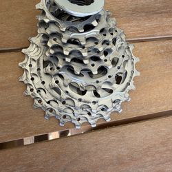 Campagnolo 10 speed cassette 12-25 very good condition .