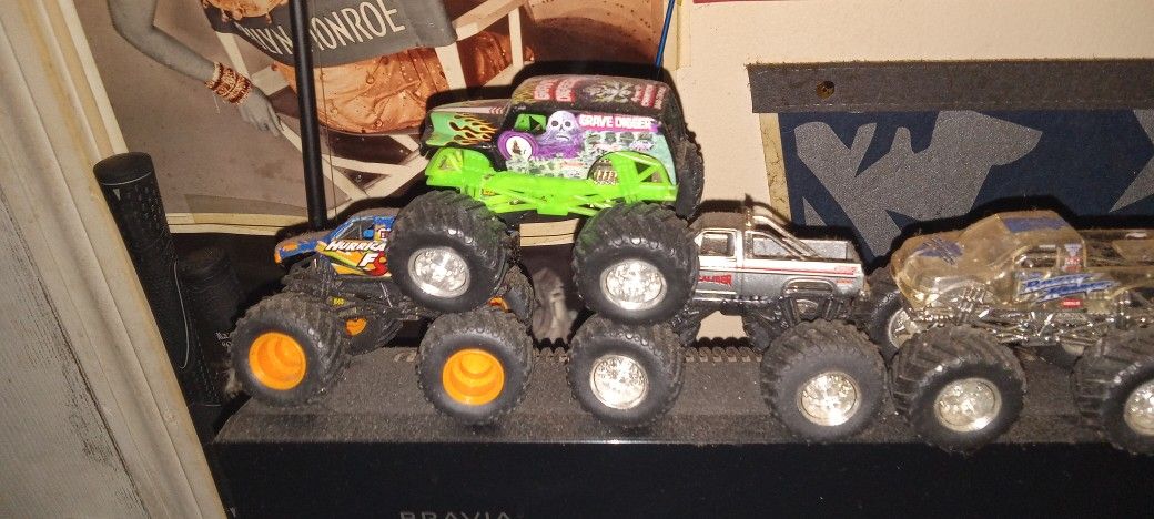 Lot Of 16 Original Factory Heavy Duty Steel Monster Jam Mini Trucks Deal