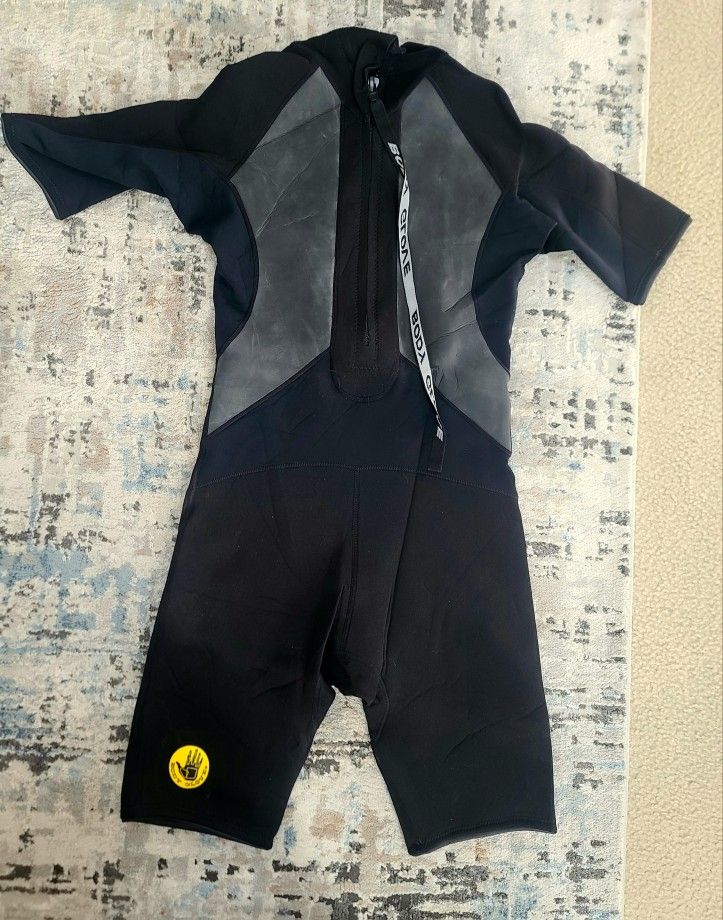 Men’s Body Glove Shorty Wetsuit - Size Large - Never Worn