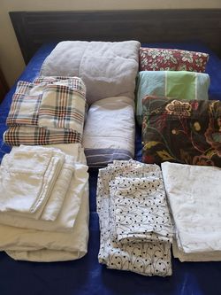 šļø Large Bedding Bundle (Full-size) - Mattress Topper, Sheet Sets, Duvets šļø