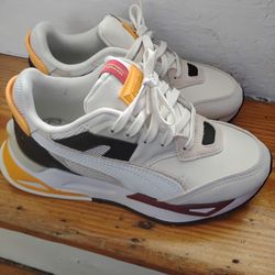 Puma Size 4 