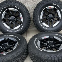 17” Jeep Wrangler Rubicon Premium Grand Cherokee Gladiator Wheels Rims Tires