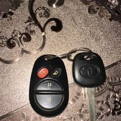 Key Fob Toyota Sienna 