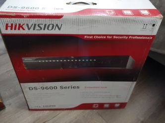 HIKVISION NVR ds-9600 series 4TB