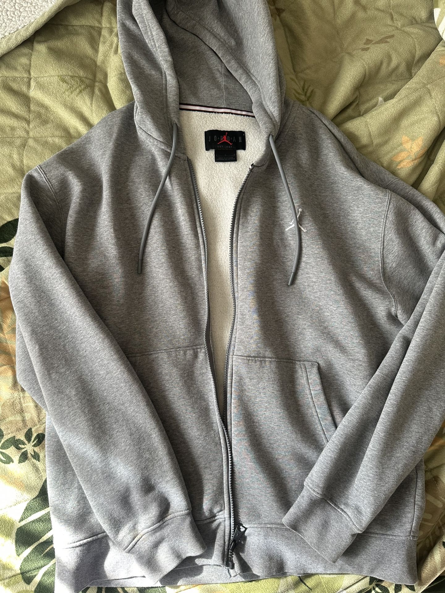 Jordan Zipper Sweater Size Large