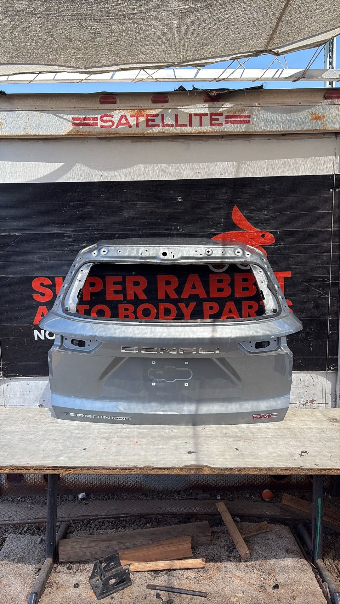 2025 Terrain Tailgate Shell OEM 2026