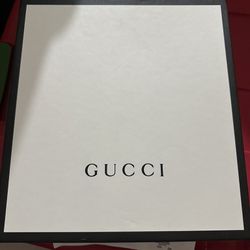 Gucci shoes authentic size 37 with box