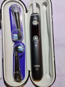 Oral B iO series 7 smart electric toothbrush