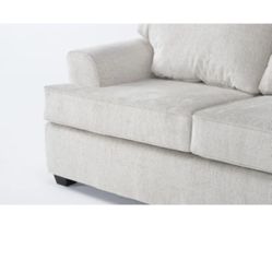 Living Spaces 2 Sofa 