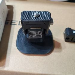 Insta360 Car V-Bayonet Metal