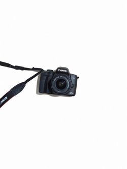 EOS M50 Mark II