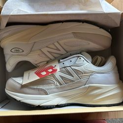 New Balance 990v6 Mens 9 White Sea Salt
