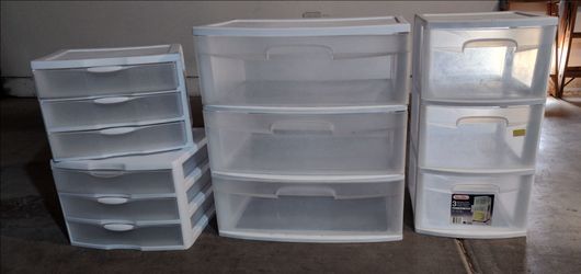 Set of storage drawers (3)