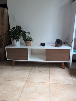 Free mid century modern tv stand