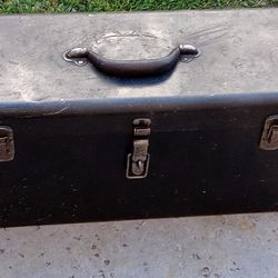Vintage KENNEDY TOOL BOX WITH ORIGINAL TRAY