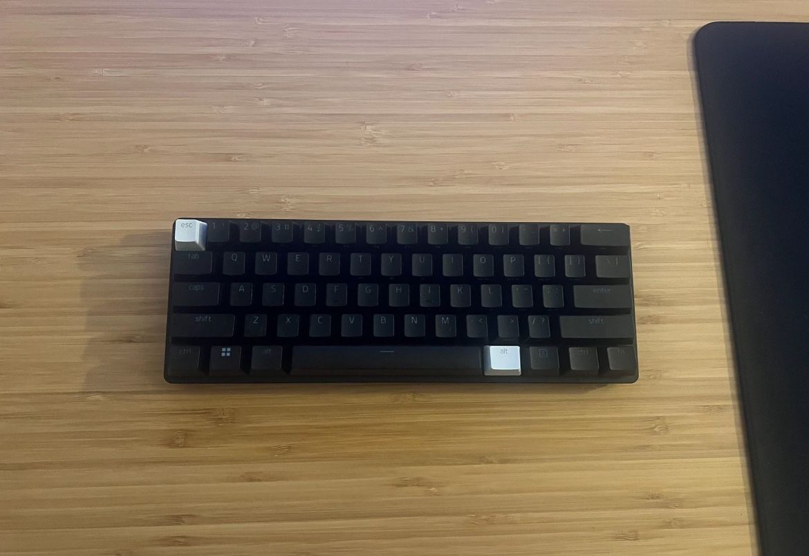 Razer Huntsman Mini (Purple Clicky Switches)