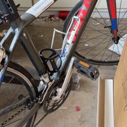 Giant Defy Aluminum Frame Road Bike