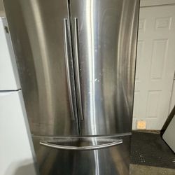 Samsung Stainless Steel French Door Refrigerator – 26 Cu Ft – Great Condition Compare to $1500!