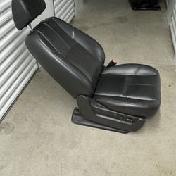 Front Leather Heated GM SUV seat