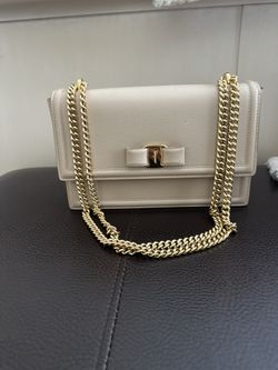 Salvatore Ferragamo Vara Bow Leather Bag