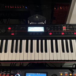 Korg Kross 61 Keyboard Synthesizer