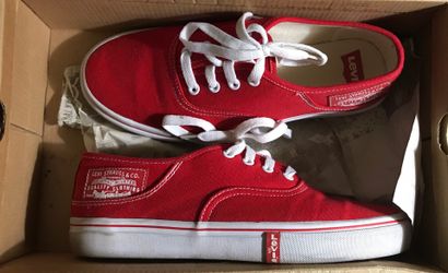 Levi Rylee 3 Buck Red