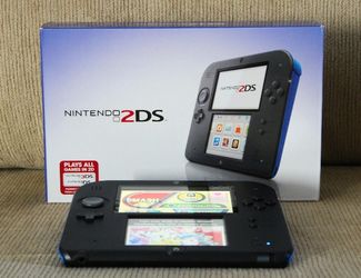 NEW NINTENDO 2DS + 200 GAMES + CHARGER + Warranty