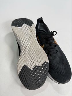 Nike Womans Epic React Fly Knit “Metalic Gold”