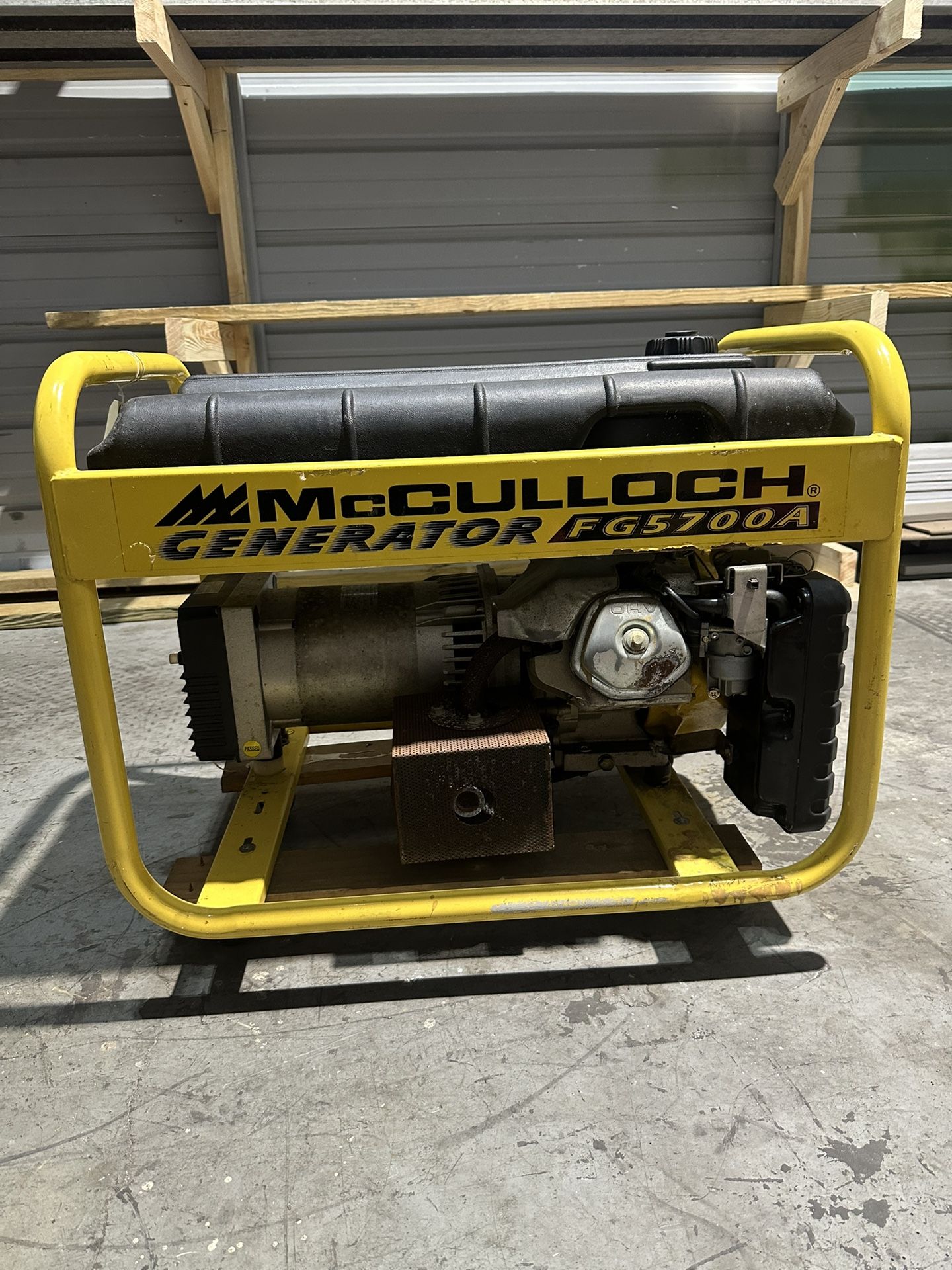 Generator 5700 watts