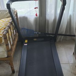 Treadmill Needs To Go! OPEN TO OFFERS! Great Condition!