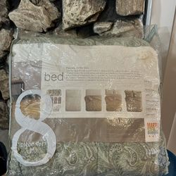Martha Stuart Bed Set 