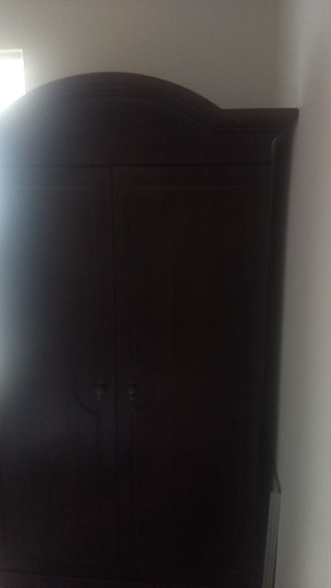 Armoire