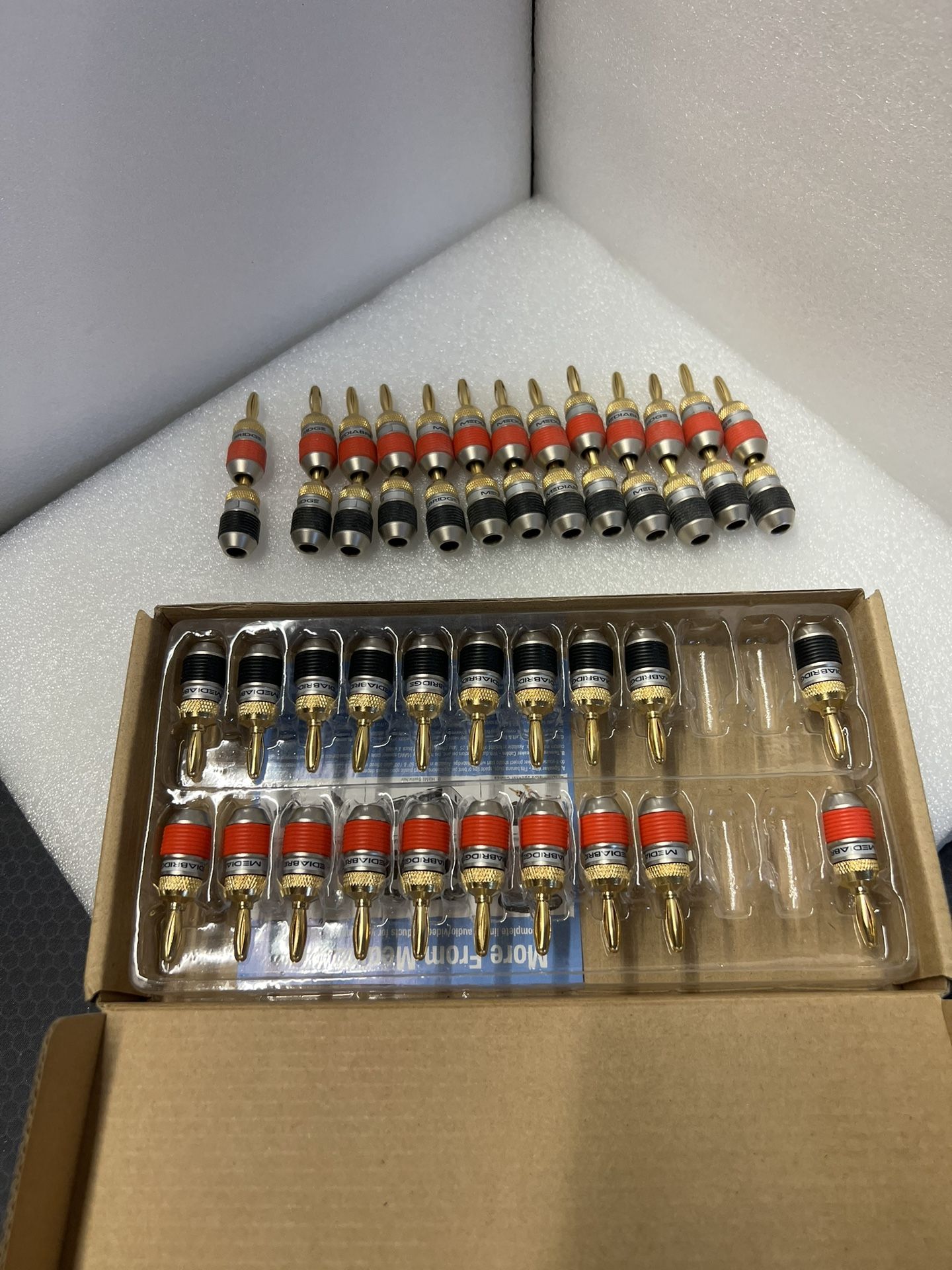 Mediabridge Banana Plugs