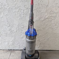 Dyson Vacuum 