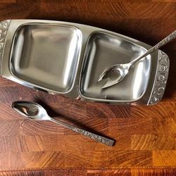 Mid-Century Modern Stainless Steel Serving Piece by Alessi for Rogers Bros Navaho Collection