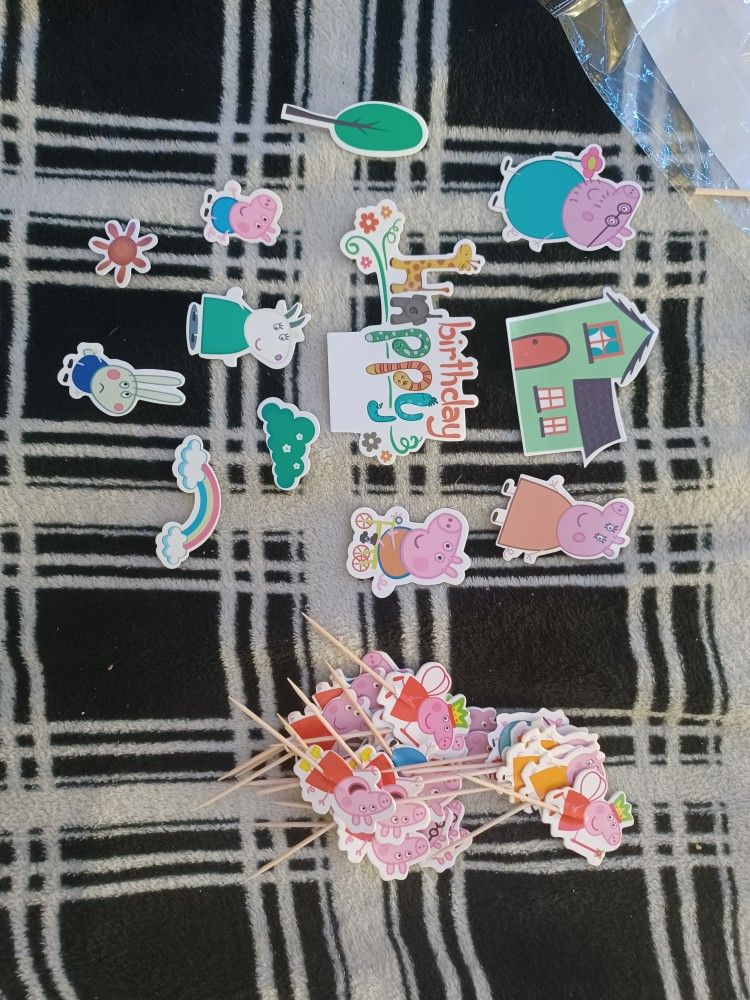 Peppa Pig Birthday
Cake Topper