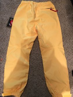 New Supreme x The North Face Gore-Tex Pant Pants Size Small BRAND NEW NEVER WORN