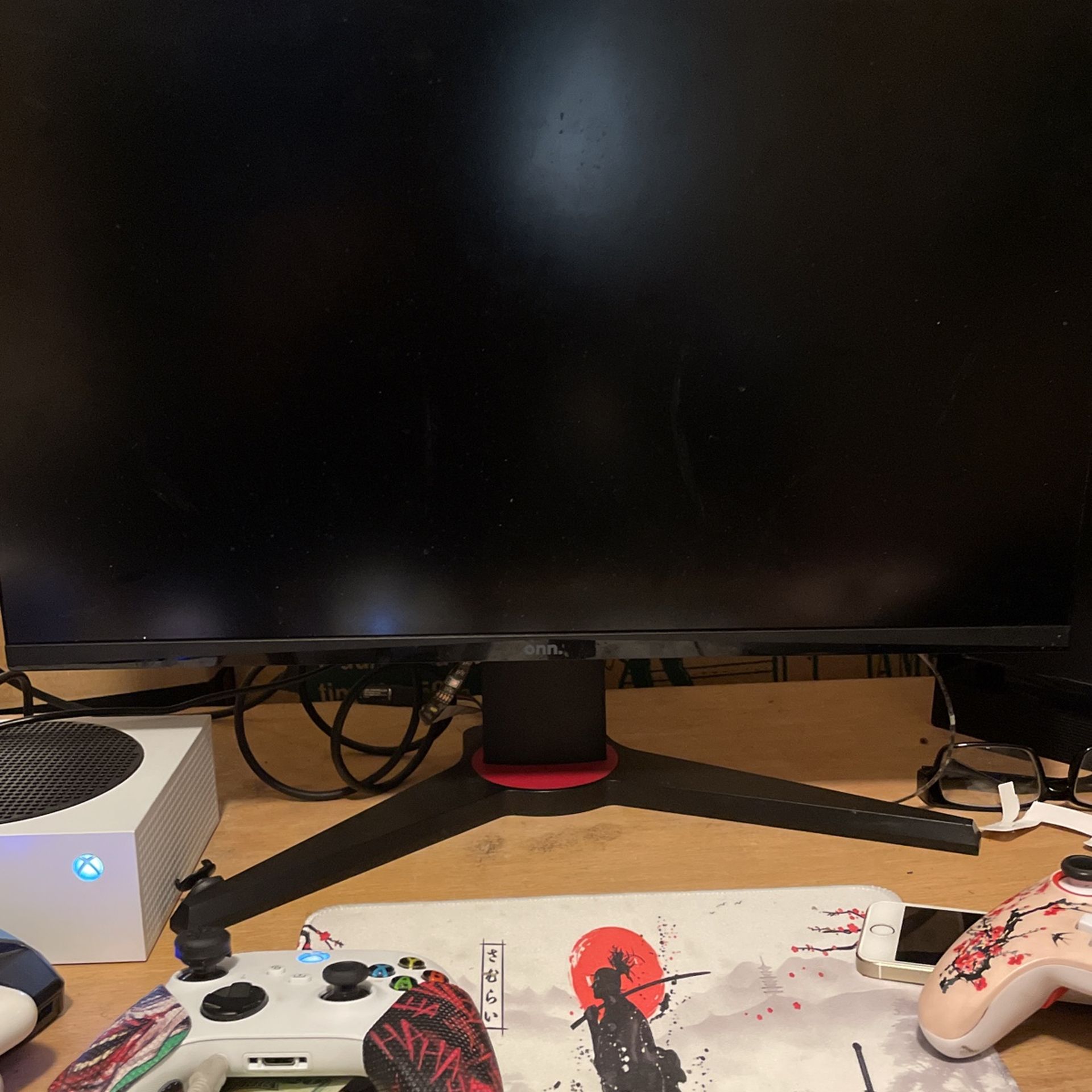 Selling a monitor 165hrz