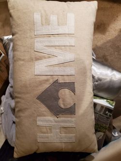 Like new double sided Down HOME pillow, one side is grey. 25$