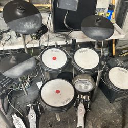 Electronic Drum Kit 