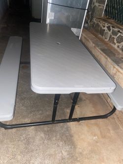 Folding picknik table