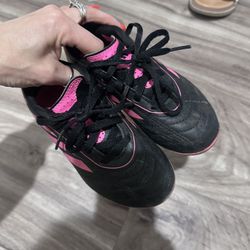 Adidas girls Soccer Cleats Size 10.5 Kids